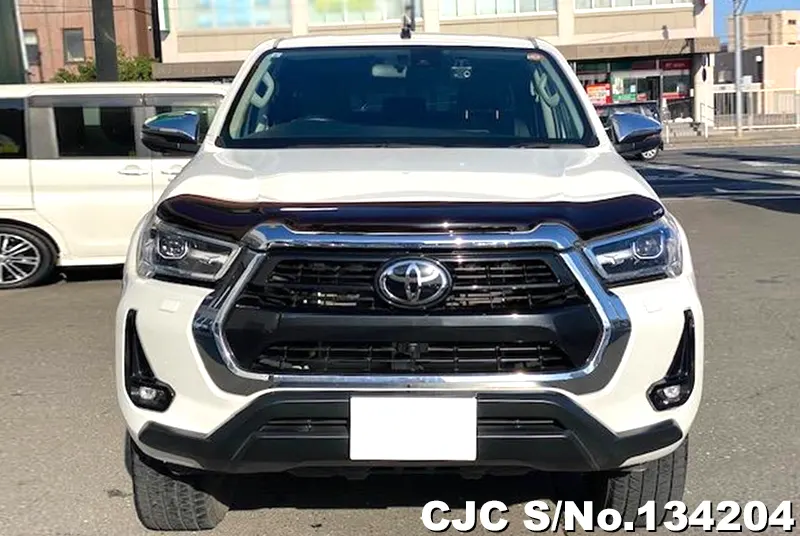 Toyota Hilux in White for Sale Image 2