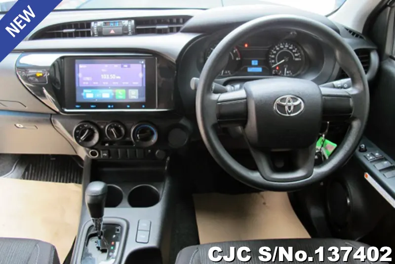 Toyota Hilux in White for Sale Image 6
