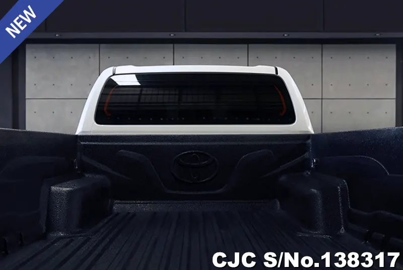 Toyota Hilux in White for Sale Image 4