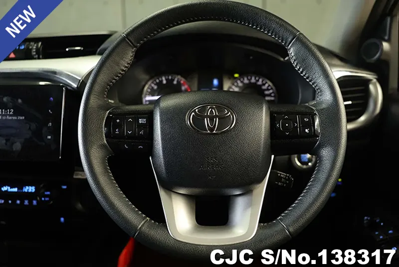 Toyota Hilux in White for Sale Image 11